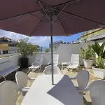 Roxy Apartments